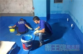 图/万宇彤组建的施工团队正在进行项目施工.png